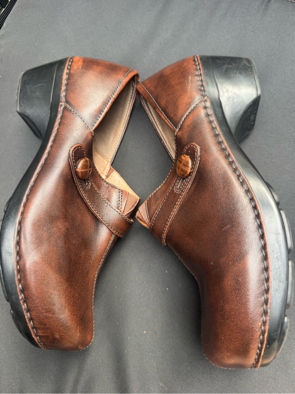 DANSKO LEATHER CLOGS - Picture 3 of 5